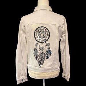 KUT from the Kloth White Embroidered Denim Jacket   XL Button Front Stretch EUC